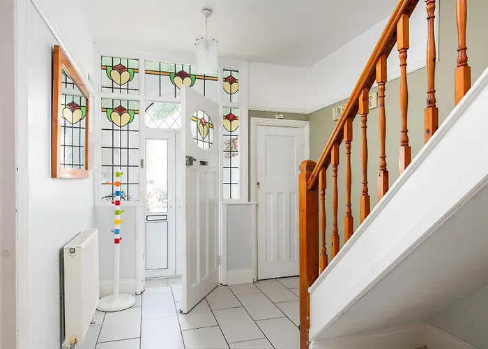 Сasa de vacaciones Spacious & Bright 3bedroom Home-sleeps7-parking Bristol