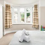 Spacious & Bright 3bedroom Home-sleeps7-parking 브리스틀
