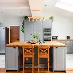 펜션 Spacious & Bright 3bedroom Home-sleeps7-parking *