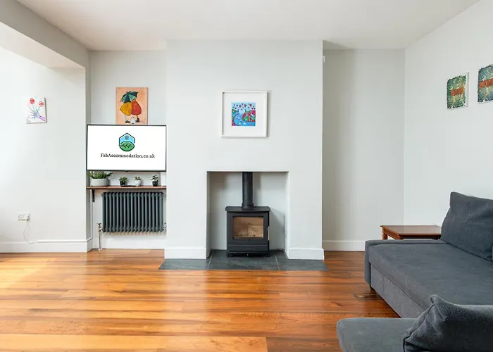 Spacious & Bright 3bedroom Home-sleeps7-parking Prázdninový dům Bristol